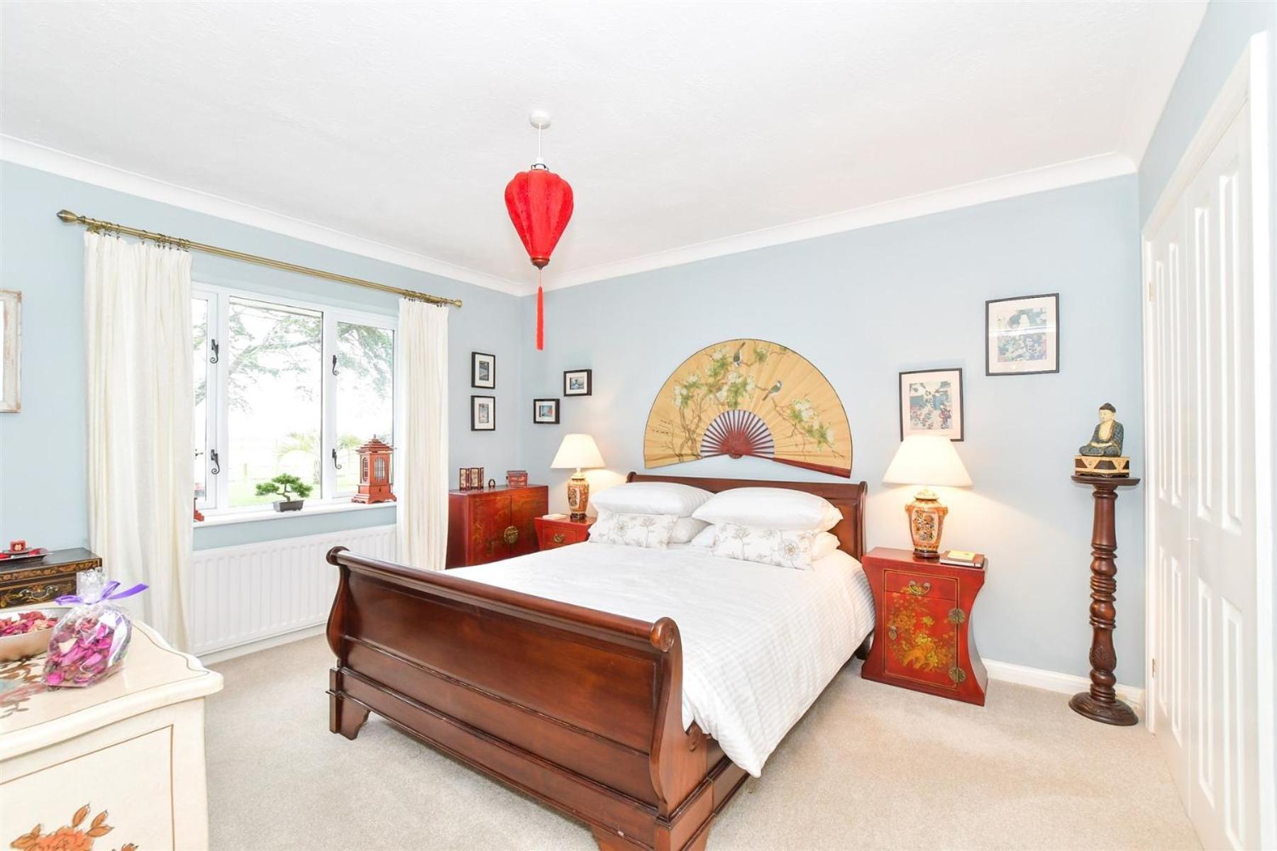 Stay At 'The Elms' In Tranquil Church Norton, Selsey - Ground Floor Bedroom, Own Private Bathroom, Quiet Beach, 2 Acre Garden By The Sea, On Edge Of Wildlife Nature Reserve Exterior foto